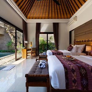 One-Bedroom Private Pool Twin Bed Villa Hot Tub